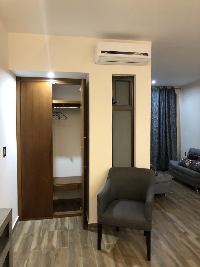 Gold Palace Hotel Сан-Хуан-де-лос-Лагос Экстерьер фото